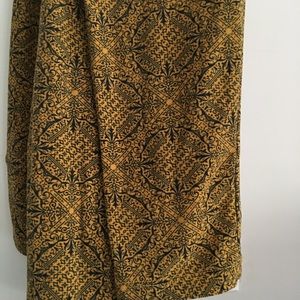 Gold/navy Lularoe leggings